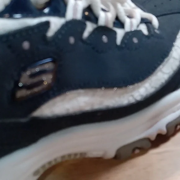 SKECHERS  D'LITES, BLACK, WHITE, PINK, SPARKLES WOMENS SIZE 9 - Picture 6 of 6